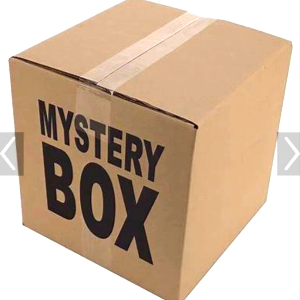 Mystery Box 👄